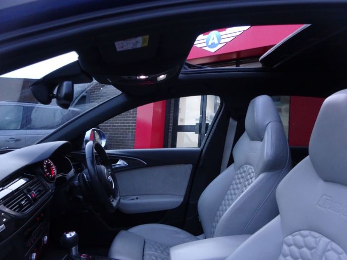 Audi RS6 4.0T FSI Quattro Tip Auto SEPANG BLUE PEARL EFFECT WITH AUDI WARRANTY AND HUGH SPEC Estate Petrol Blue