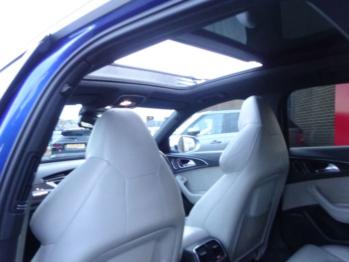 Audi RS6 4.0T FSI Quattro Tip Auto SEPANG BLUE PEARL EFFECT WITH AUDI WARRANTY AND HUGH SPEC Estate Petrol Blue