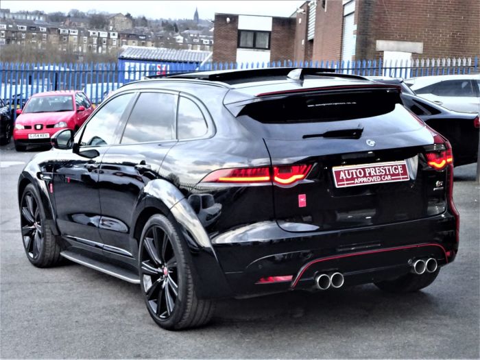 Jaguar F-pace 3.0d V6 S AWD 300 PS AP-GTS WIDEBODY ASV PAN ROOF MASSIVE SPECIFICATION BLACK DIAMOND PACK Estate Diesel Black