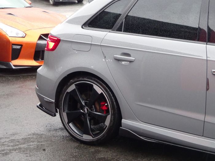 Audi RS3 2.5 Quattro 5dr S Tronic NARDO GREY HUGH SPEC PAN ROOF RED STITCHED BUCKET LEATHER SPORTS EXHAUSTS Hatchback Petrol Grey