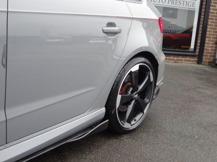 Audi RS3 2.5 Quattro 5dr S Tronic NARDO GREY HUGH SPEC PAN ROOF RED STITCHED BUCKET LEATHER SPORTS EXHAUSTS Hatchback Petrol Grey