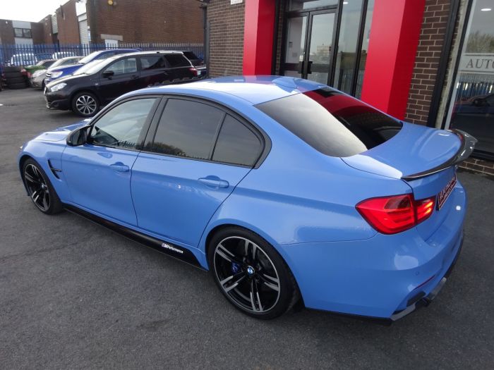 BMW M3 3.0 M3 4dr DCT HUGH SPEC HEADS UP DISPLAY SUNROOF REVERSE CAMERA Saloon Petrol Blue