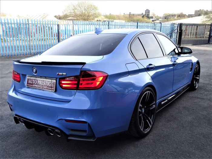 BMW M3 3.0 M3 4dr DCT HUGH SPEC HEADS UP DISPLAY SUNROOF REVERSE CAMERA Saloon Petrol Blue