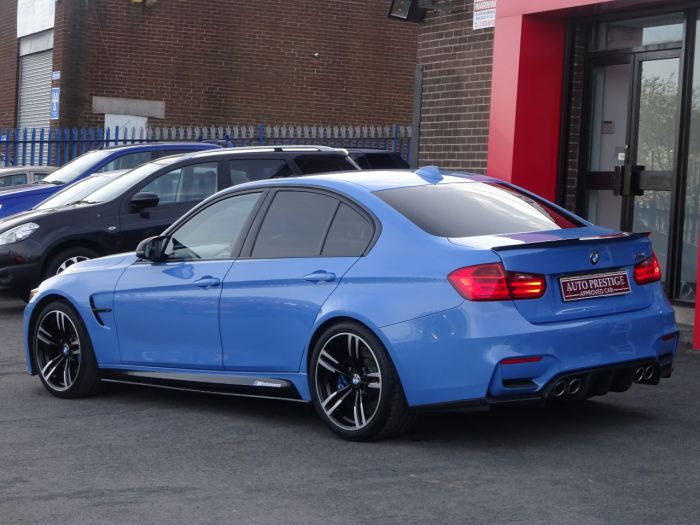 BMW M3 3.0 M3 4dr DCT HUGH SPEC HEADS UP DISPLAY SUNROOF REVERSE CAMERA Saloon Petrol Blue