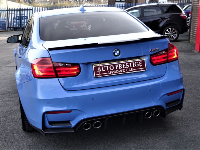 BMW M3 3.0 M3 4dr DCT HUGH SPEC HEADS UP DISPLAY SUNROOF REVERSE CAMERA Saloon Petrol Blue