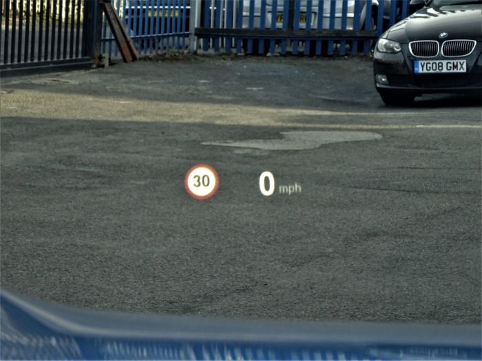 BMW M3 3.0 M3 4dr DCT HUGH SPEC HEADS UP DISPLAY SUNROOF REVERSE CAMERA Saloon Petrol Blue