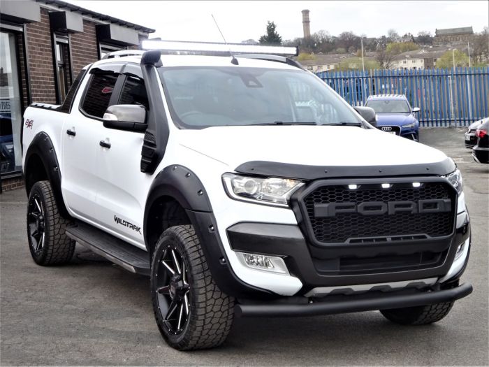 Ford Ranger Pick Up Double Cab Wildtrak 3.2 TDCi 200 Auto ROGUE EDITION +VAT Pick Up Diesel White