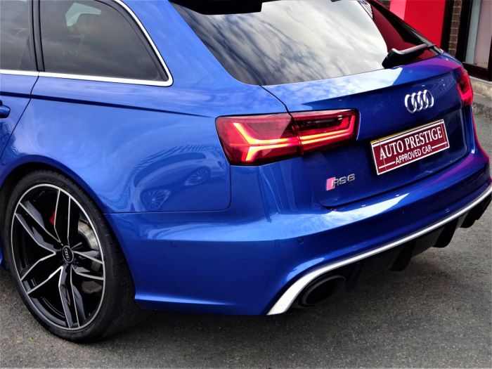 Audi RS6 4.0T FSI Quattro Tip Auto SEPANG BLUE PEARL EFFECT WITH AUDI WARRANTY AND HUGH SPEC Estate Petrol Blue