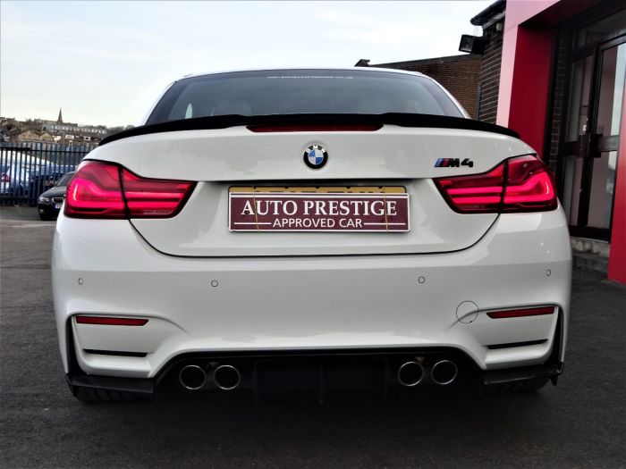 BMW M4 3.0 2dr DCT M4 GTS PACK LOW MILEAGE CARBON M PERFORMANCE PACKAGE FBMWSH Convertible Petrol White