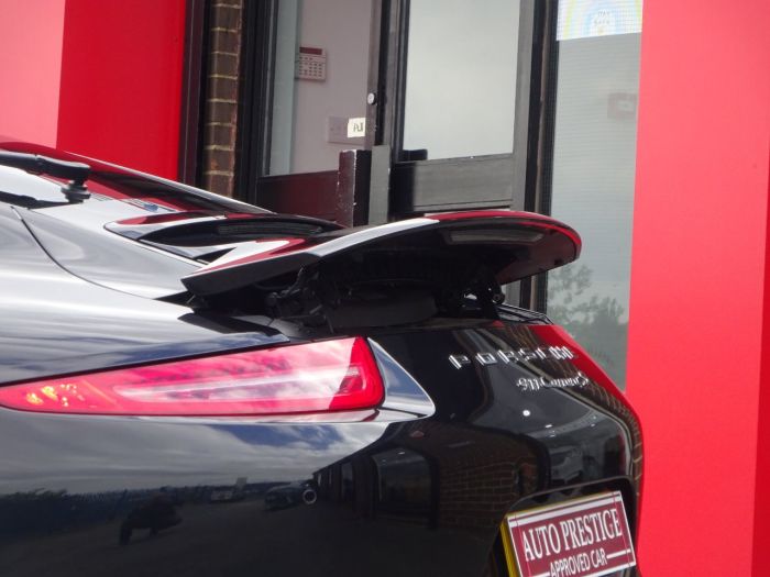 Porsche 911 3.4 991 2dr PDK WITH HUGH SPEC BUCKETS LOW MILEAGE OVER 12K WORTH OF EXTRAS Coupe Petrol Black
