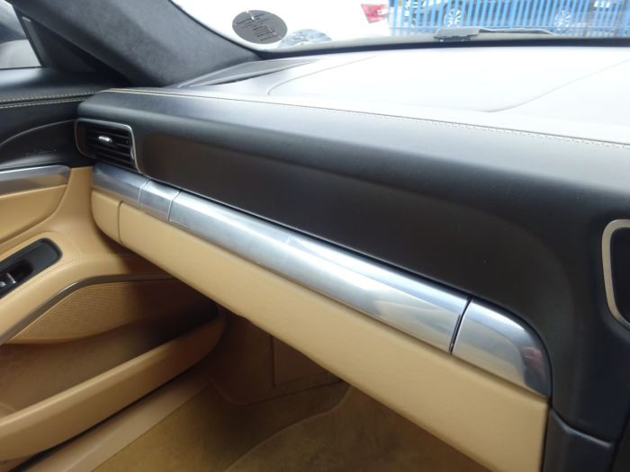 Porsche 911 3.4 991 2dr PDK WITH HUGH SPEC BUCKETS LOW MILEAGE OVER 12K WORTH OF EXTRAS Coupe Petrol Black