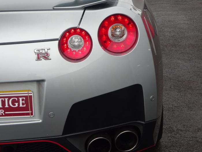 Nissan GT-R 3.8 GT-R PREMIUM EDITION S-A STAGE 1 WITH NISMO DETAILING PACK AND BLACK PACK 60 REG Coupe Petrol Silver