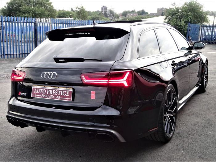 Audi RS6 4.0T FSI Quattro RS 6 Performance 5dr Tip Auto HUGH SPEC WRC PLATE NUMBER FASH PAN ROOF Estate Petrol Black