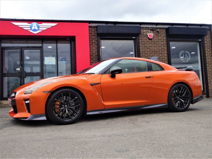Nissan GT-R 3.8 Recaro 2dr Auto Coupe Petrol Gold