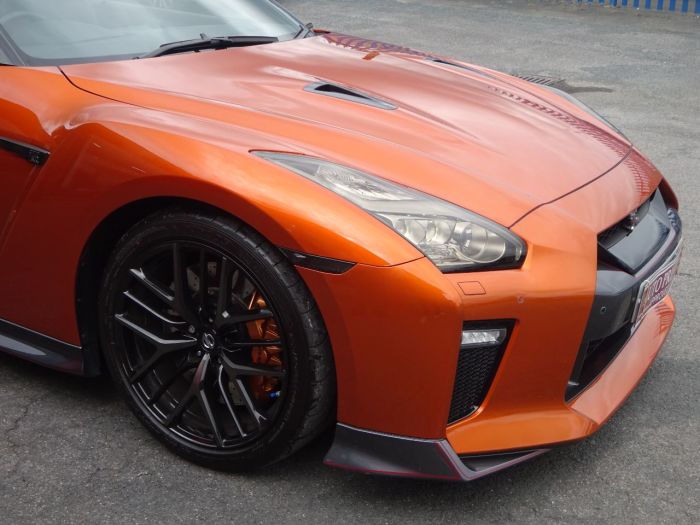 Nissan GT-R 3.8 Recaro 2dr Auto Coupe Petrol Gold