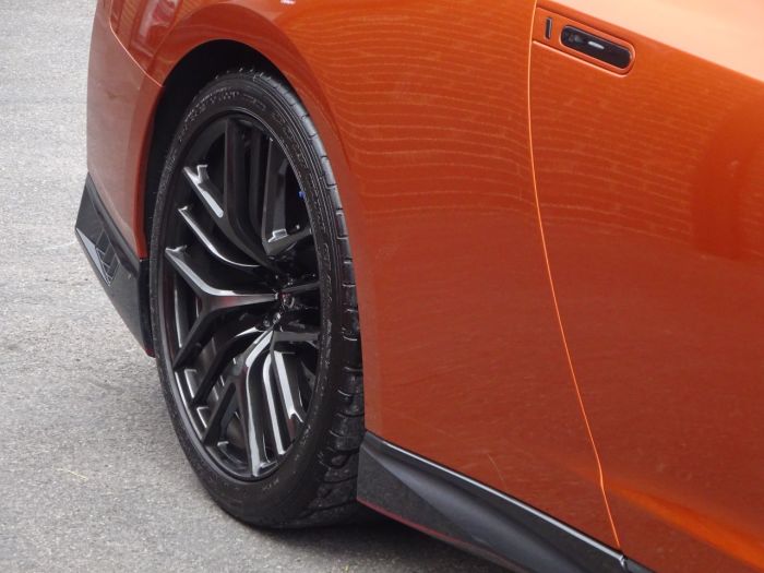 Nissan GT-R 3.8 Recaro 2dr Auto Coupe Petrol Gold