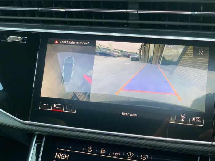 Audi Rs Q8 4.0 RS Q8 TFSI Quattro Vorsprung 5dr Tiptronic RED STITCHED LEATHER AS NEW... Estate Petrol Black