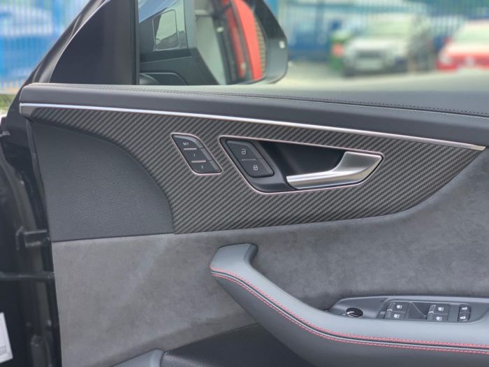Audi Rs Q8 4.0 RS Q8 TFSI Quattro Vorsprung 5dr Tiptronic RED STITCHED LEATHER AS NEW... Estate Petrol Black