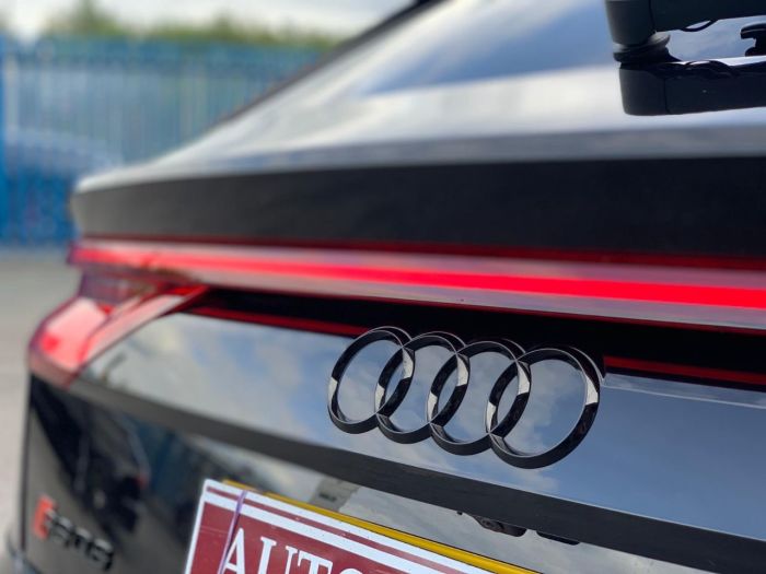 Audi Rs Q8 4.0 RS Q8 TFSI Quattro Vorsprung 5dr Tiptronic RED STITCHED LEATHER AS NEW... Estate Petrol Black