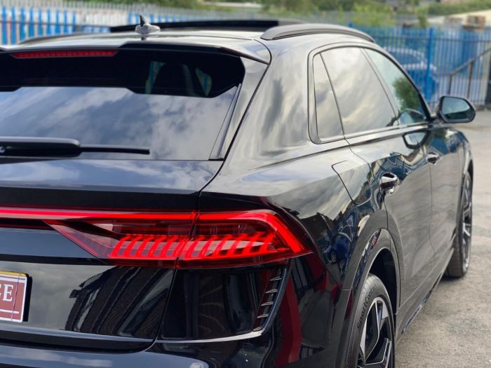 Audi Rs Q8 4.0 RS Q8 TFSI Quattro Vorsprung 5dr Tiptronic RED STITCHED LEATHER AS NEW... Estate Petrol Black