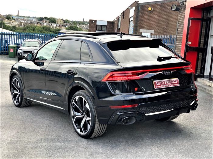 Audi Rs Q8 4.0 RS Q8 TFSI Quattro Vorsprung 5dr Tiptronic RED STITCHED LEATHER AS NEW... Estate Petrol Black