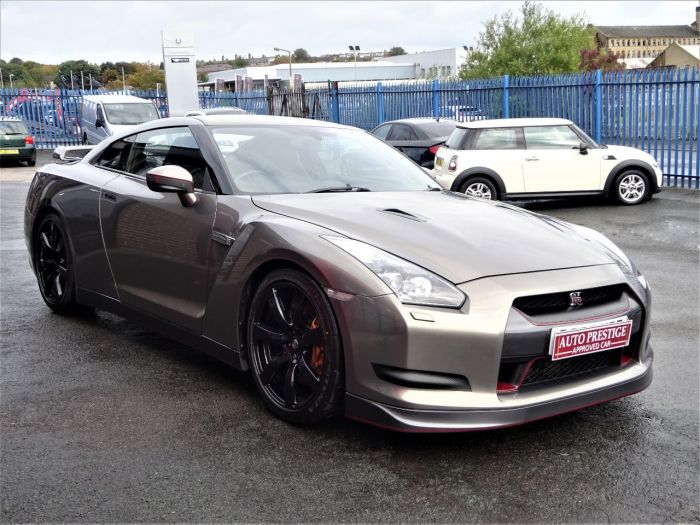 Nissan GT-R 3.8 GT-R PREMIUM EDITION S-A STANDARD CAR LOW OWNERS 60 REG GARAGED CAR Coupe Petrol Silver