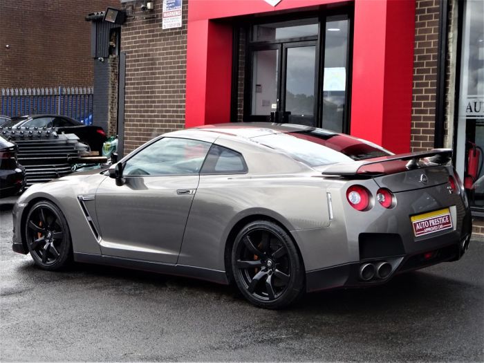 Nissan GT-R 3.8 GT-R PREMIUM EDITION S-A STANDARD CAR LOW OWNERS 60 REG GARAGED CAR Coupe Petrol Silver