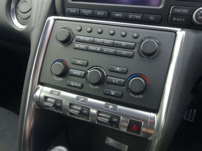 Nissan GT-R 3.8 GT-R PREMIUM EDITION S-A STANDARD CAR LOW OWNERS 60 REG GARAGED CAR Coupe Petrol Silver