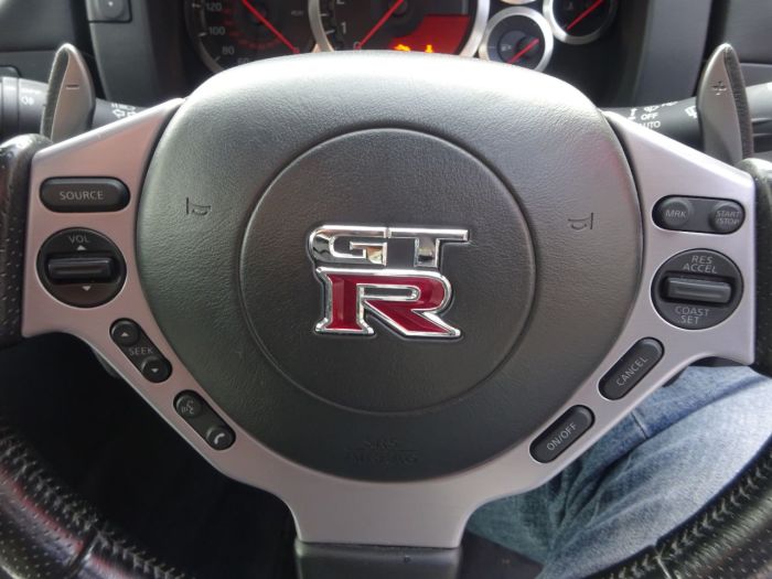 Nissan GT-R 3.8 GT-R PREMIUM EDITION S-A STANDARD CAR LOW OWNERS 60 REG GARAGED CAR Coupe Petrol Silver