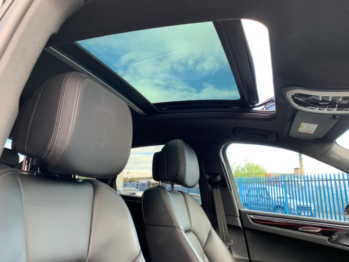 Porsche Macan 3.0 S Diesel 5dr PDK Estate Diesel Black
