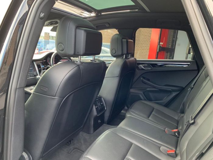 Porsche Macan 3.0 S Diesel 5dr PDK Estate Diesel Black
