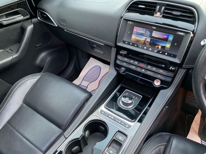 Jaguar F-pace 3.0d V6 S 5dr Auto AWD GTS UPGRADES PANROOF REAR ENTERTAINMENT Estate Diesel Grey