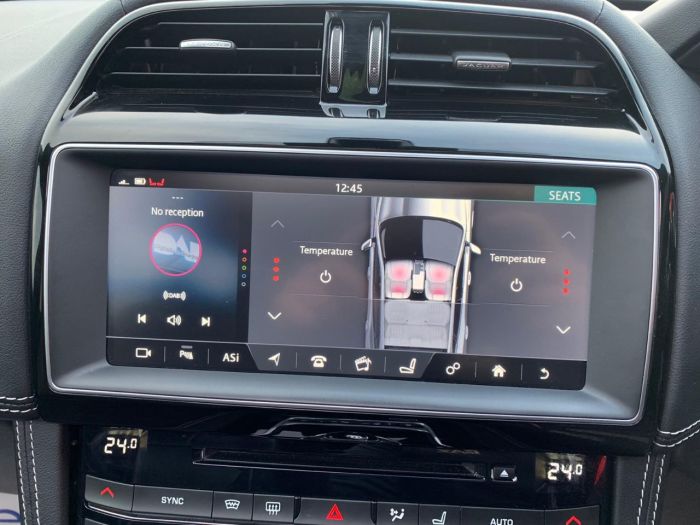 Jaguar F-pace 3.0d V6 S 5dr Auto AWD GTS UPGRADES PANROOF REAR ENTERTAINMENT Estate Diesel Grey