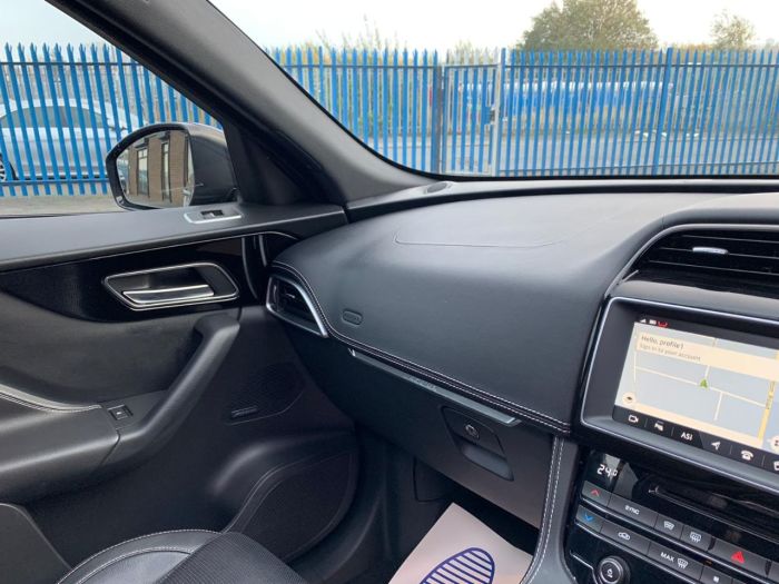 Jaguar F-pace 3.0d V6 S 5dr Auto AWD GTS UPGRADES PANROOF REAR ENTERTAINMENT Estate Diesel Grey