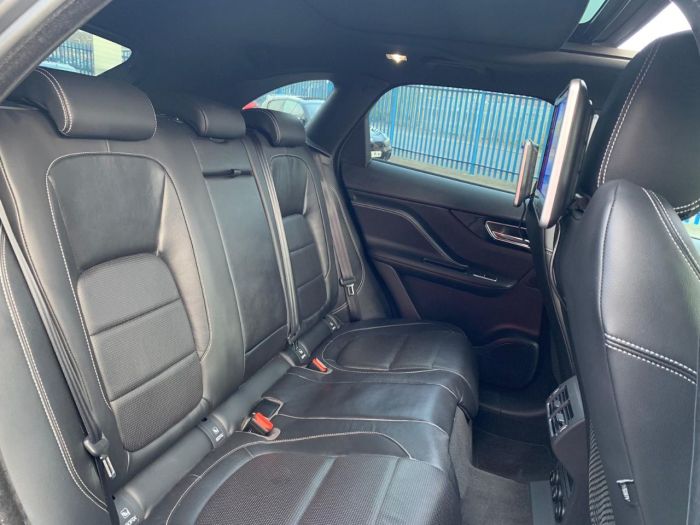 Jaguar F-pace 3.0d V6 S 5dr Auto AWD GTS UPGRADES PANROOF REAR ENTERTAINMENT Estate Diesel Grey