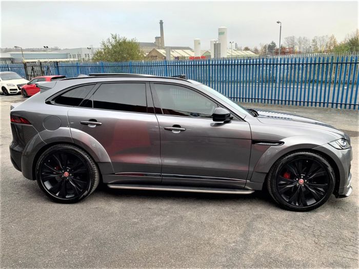 Jaguar F-pace 3.0d V6 S 5dr Auto AWD GTS UPGRADES PANROOF REAR ENTERTAINMENT Estate Diesel Grey