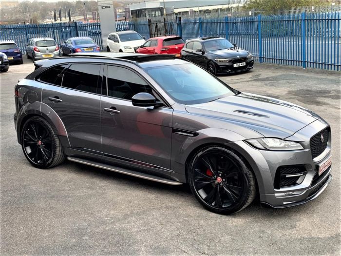 Jaguar F-pace 3.0d V6 S 5dr Auto AWD GTS UPGRADES PANROOF REAR ENTERTAINMENT Estate Diesel Grey