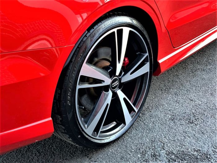 Audi RS3 2.5 TFSI RS 3 Quattro 4dr S Tronic HIGH SPEC BEST COLOUR COMBINATION Saloon Petrol Red