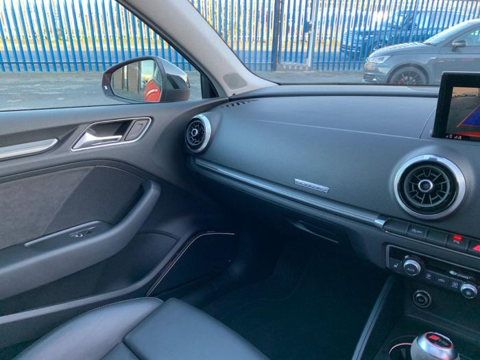 Audi RS3 2.5 TFSI RS 3 Quattro 4dr S Tronic HIGH SPEC BEST COLOUR COMBINATION Saloon Petrol Red
