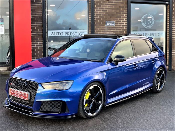 Audi RS3 2.5 TFSI RS 3 Quattro 5dr S Tronic PANROOD DYNAMIC PACK Hatchback Petrol Blue