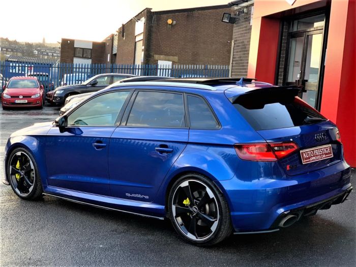 Audi RS3 2.5 TFSI RS 3 Quattro 5dr S Tronic PANROOD DYNAMIC PACK Hatchback Petrol Blue