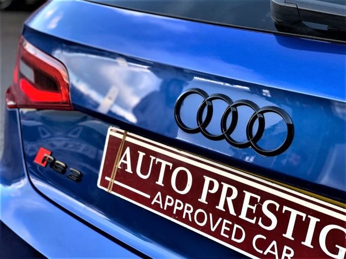 Audi RS3 2.5 TFSI RS 3 Quattro 5dr S Tronic PANROOD DYNAMIC PACK Hatchback Petrol Blue