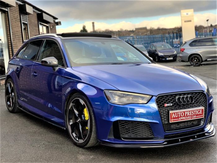 Audi RS3 2.5 TFSI RS 3 Quattro 5dr S Tronic PANROOD DYNAMIC PACK Hatchback Petrol Blue