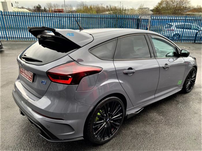 Ford Focus RS 2.3 EcoBoost 5dr LUX PACK SAT NAV 19"ALLOYS Hatchback Petrol Grey