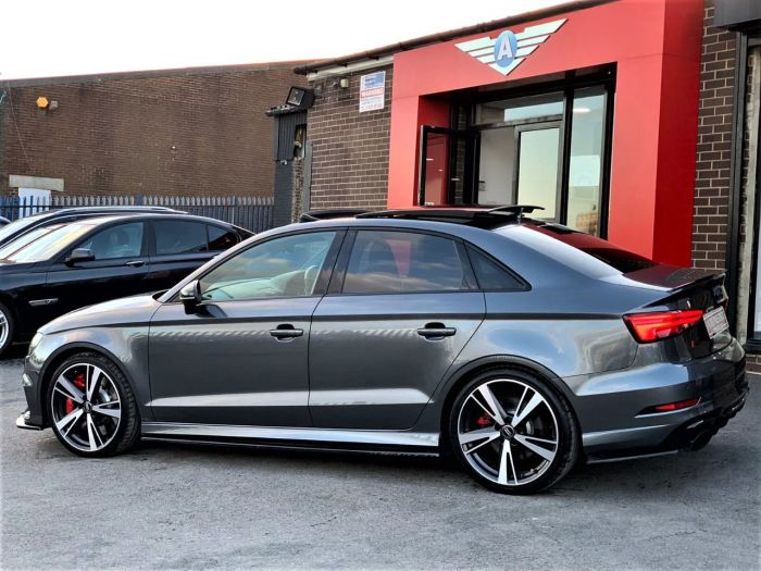 Audi RS3 2.5 Quattro 4dr S Tronic SALOON EVERY CONCEIVABLE EXTRA RARE CAR 67 REG Saloon Petrol Grey