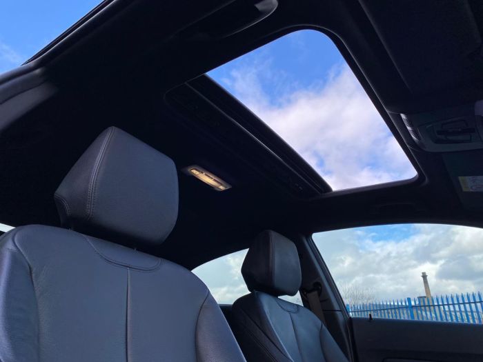 BMW 1 Series 3.0 M140i Shadow Edition 3dr Step Auto SUNROOF, PRONAV, MEMORY SEATS, 1 OWNER, FBMWSH Hatchback Petrol Grey