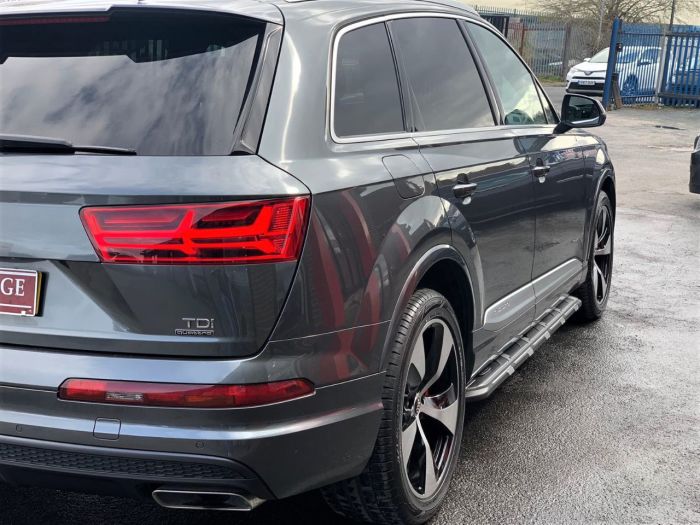 Audi Q7 3.0 TDI 218 Quattro S Line 5dr Tip Auto Estate Diesel Grey