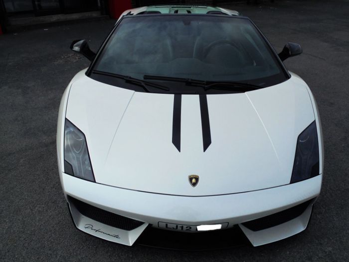 Lamborghini Gallardo 5.2 LP 560-4 SPIDER FACELIFT MODEL WITH PERFORMANTE SPECIFICATION Convertible Petrol Pearl White