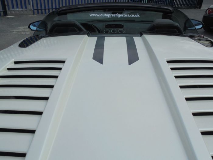 Lamborghini Gallardo 5.2 LP 560-4 SPIDER FACELIFT MODEL WITH PERFORMANTE SPECIFICATION Convertible Petrol Pearl White