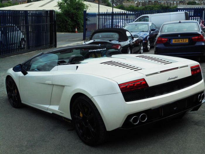 Lamborghini Gallardo 5.2 LP 560-4 SPIDER FACELIFT MODEL WITH PERFORMANTE SPECIFICATION Convertible Petrol Pearl White